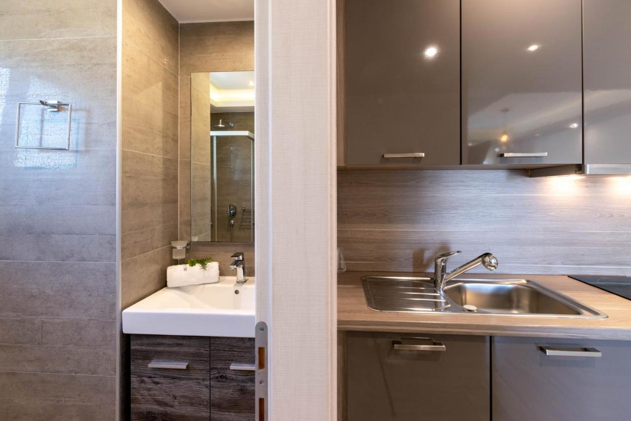 The View Hotel Perdika エクステリア 写真